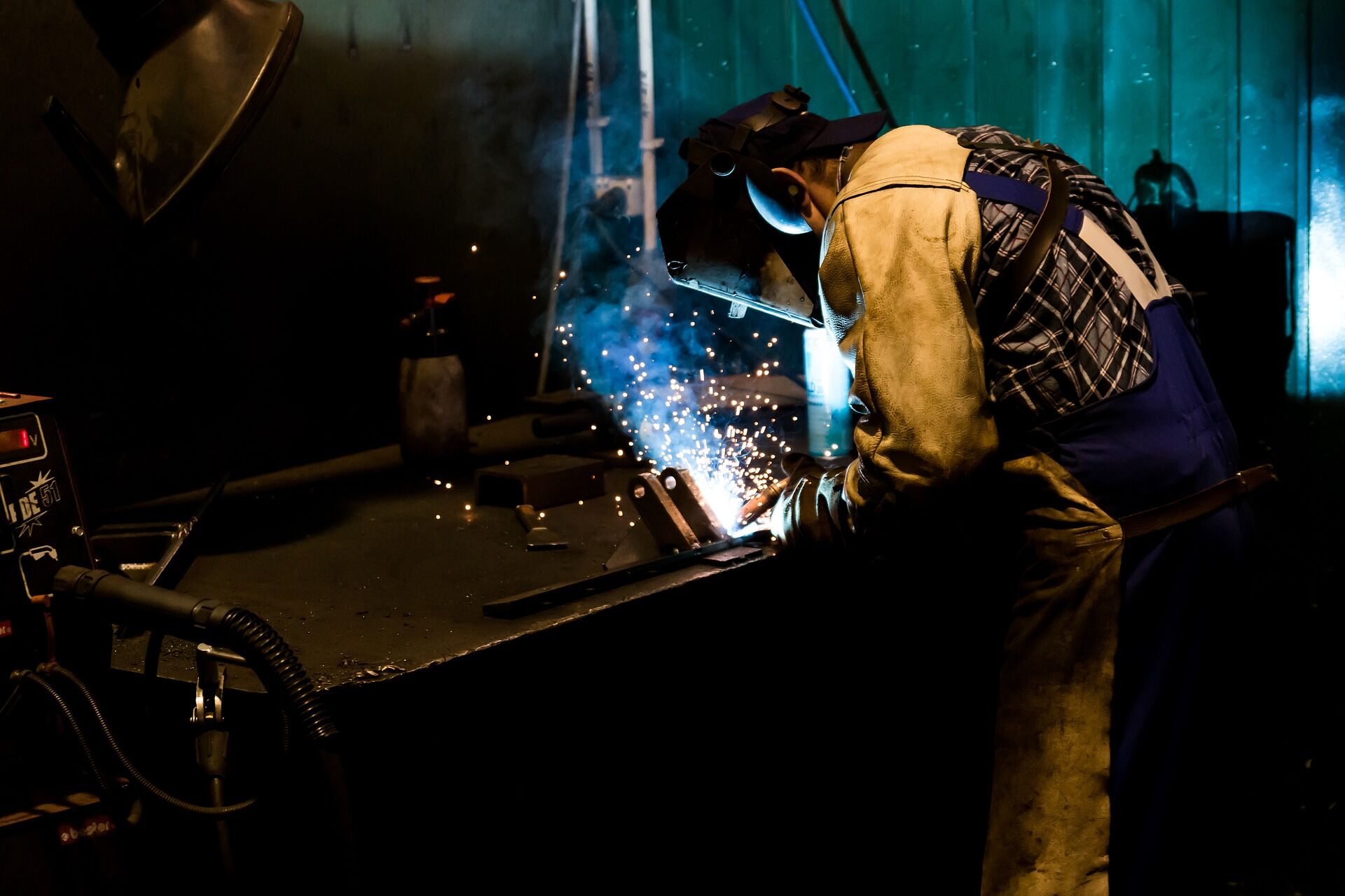 welding-ge5c7146f3_1920